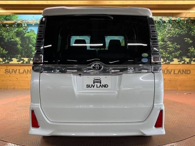 Toyota VOXY 2018-12 193019-17