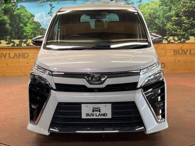 Toyota VOXY 2018-12 193019-16