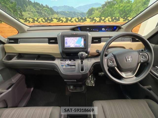 Honda FREED 2016-10 223266-1