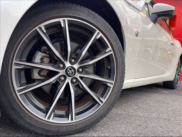 Toyota 86 2018-11 19963-19