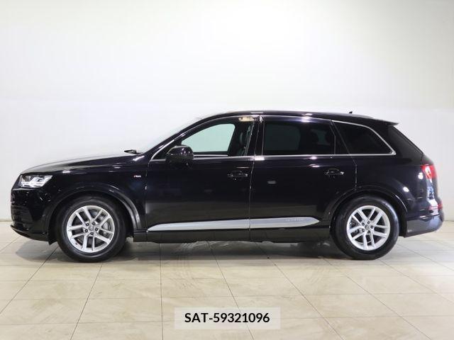 Audi Q7 2019-07 261348-4