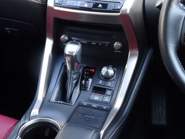 Lexus NX 2018-01 13679-17
