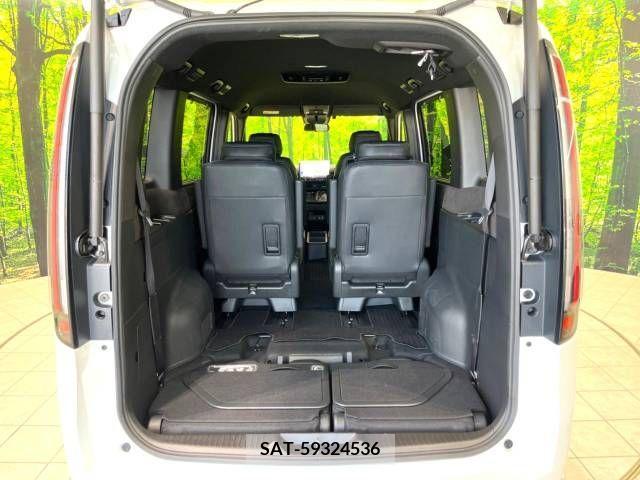 Honda e 2023-01 381642-10