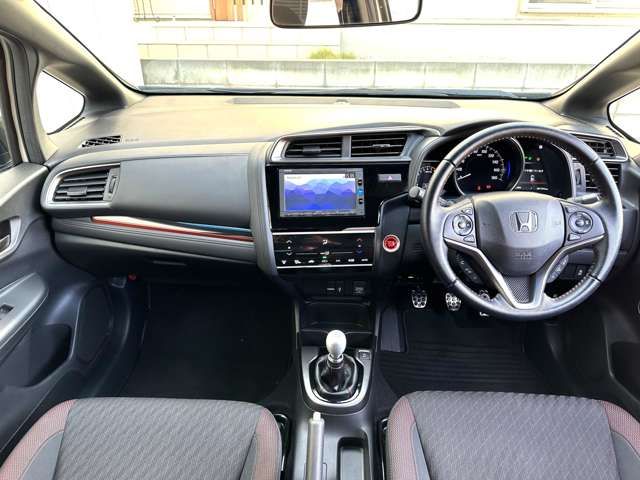 Honda FIT 2017-07 12229-1