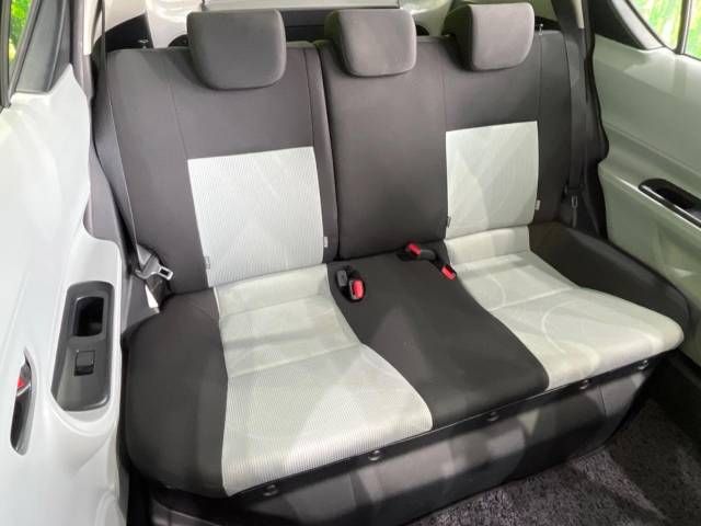 Toyota AQUA 2013-04 19700-9