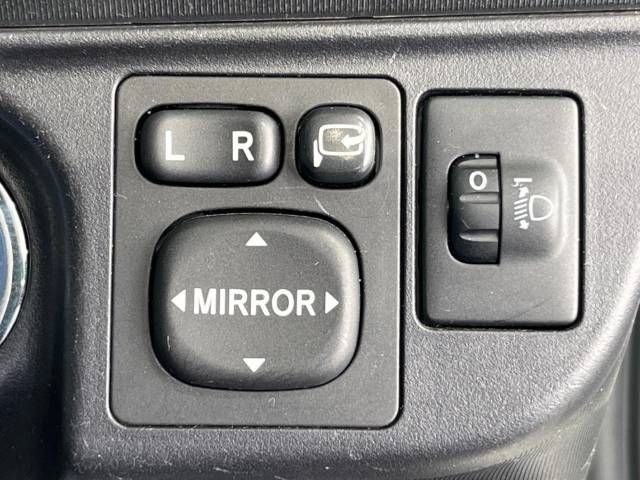 Toyota AQUA 2013-04 19700-7