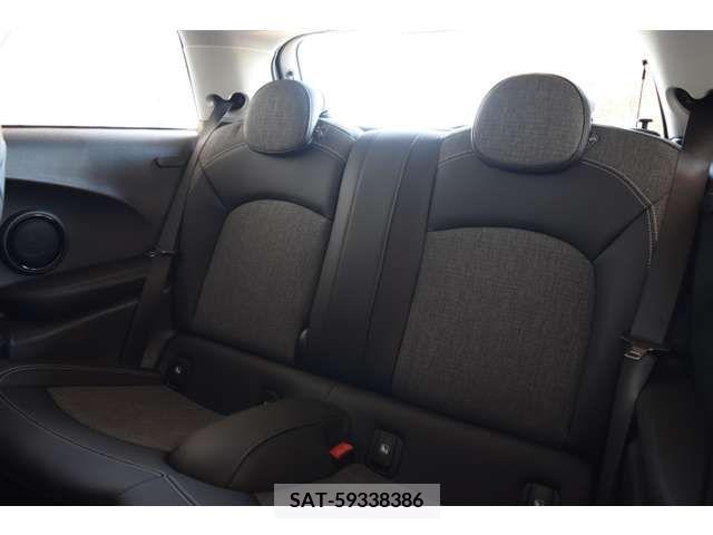 Bmw MINI 2023-04 319596-14