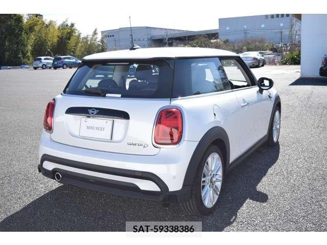 Bmw MINI 2023-04 319596-6