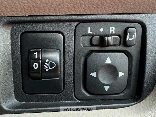 Nissan DAYZ 2013-07 387643-5