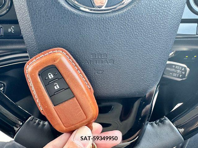 Toyota PRIUS 2019-09 322450-19