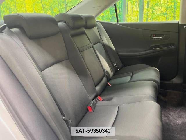 Lexus HS 2011-07 387867-9