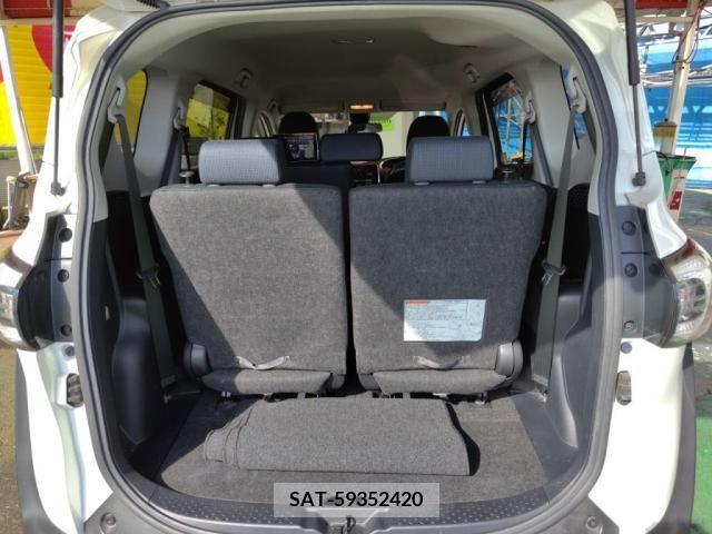 Toyota SIENTA 2017-06 330468-23