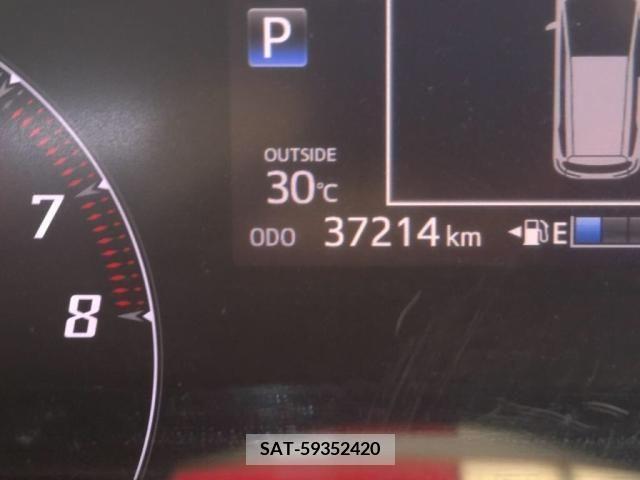 Toyota SIENTA 2017-06 330468-28
