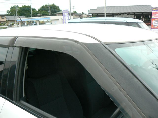 Suzuki SWIFT 2009-01 1960-17