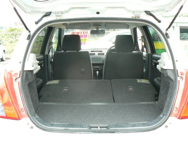 Suzuki SWIFT 2009-01 1960-3