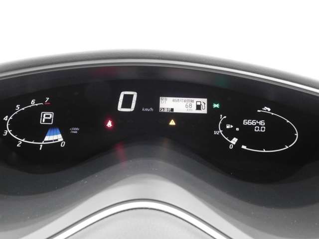 Nissan SERENA 2012-11 187224-19