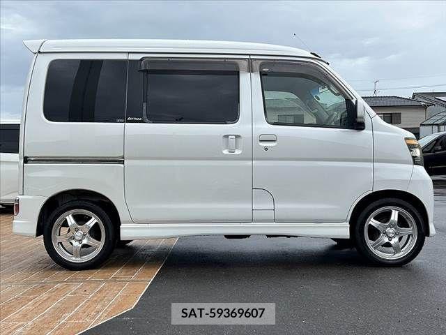 Daihatsu ATRAI WAGON 2008-12 326962-11
