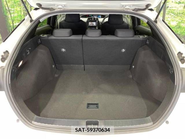 Toyota PRIUS 2018-10 393445-10