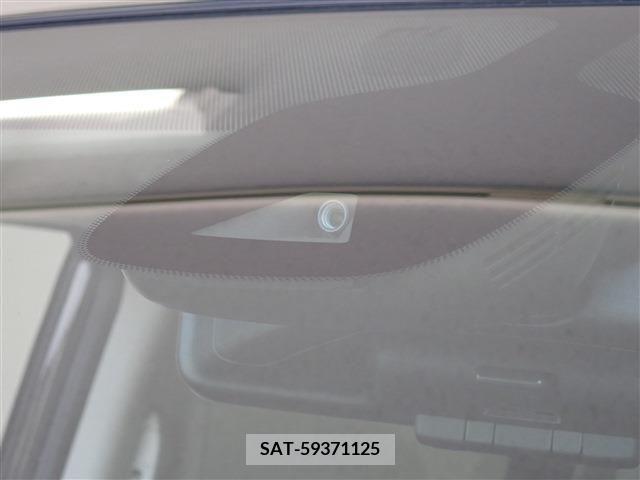 Nissan SERENA 2022-07 325109-7