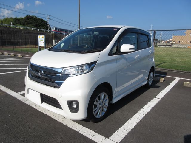 Nissan DAYZ 2015-03 8551-0