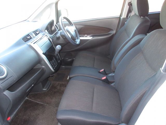 Nissan DAYZ 2015-03 8551-24