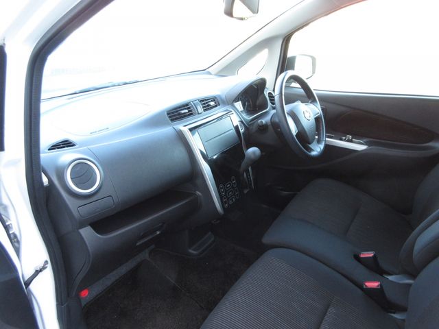 Nissan DAYZ 2015-03 8551-23