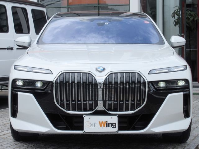 Bmw 7 SERIES 2023-03 5843-2
