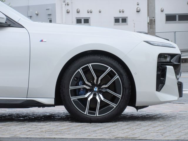 Bmw 7 SERIES 2023-03 5843-7