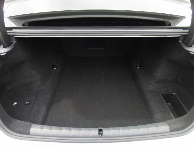 Bmw 7 SERIES 2023-03 5843-13
