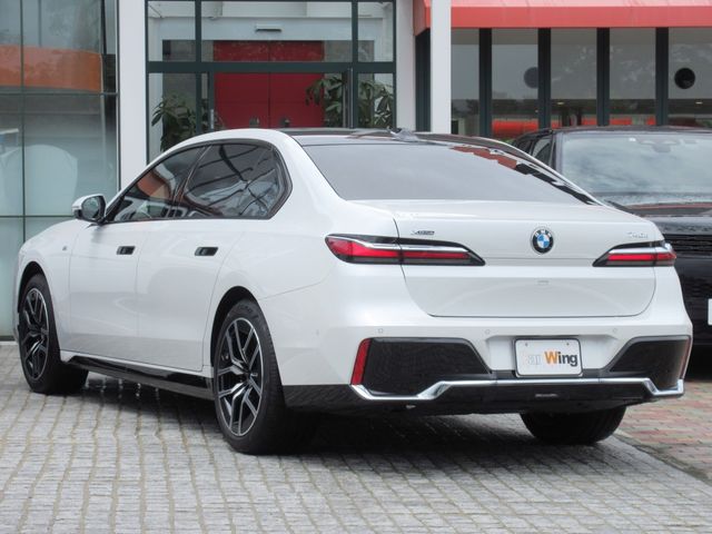 Bmw 7 SERIES 2023-03 5843-11