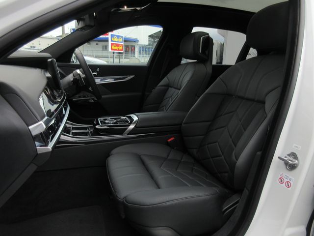 Bmw 7 SERIES 2023-03 5843-15