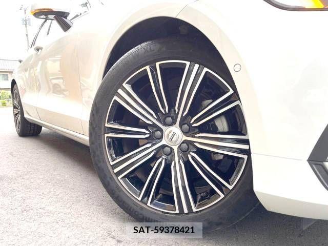 Volvo V60 2019-07 320674-15