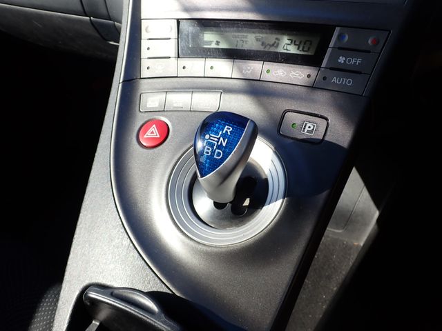 Toyota PRIUS 2012-11 27441-15