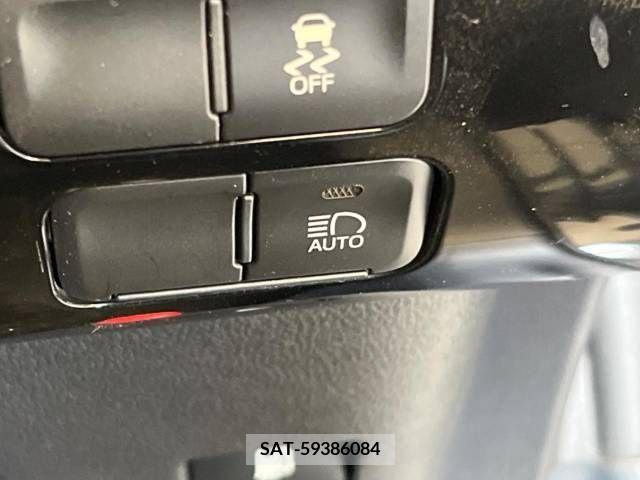 Toyota PRIUS 2019-08 366460-11