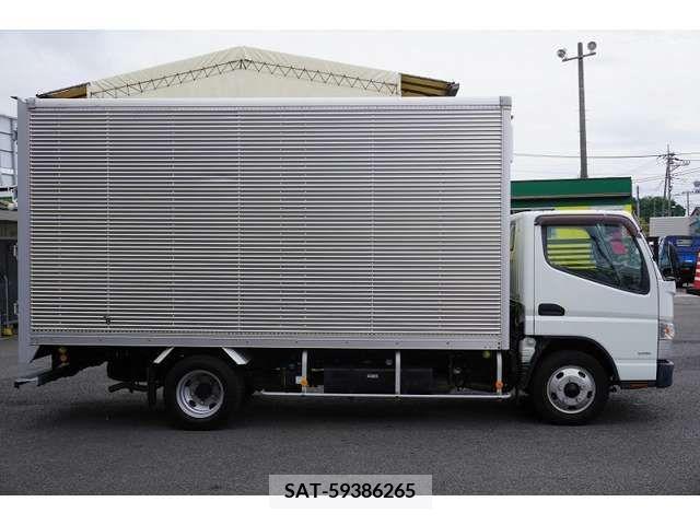 Mitsubishi CANTER 2017-02 263904-4