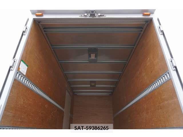 Mitsubishi CANTER 2017-02 263904-19