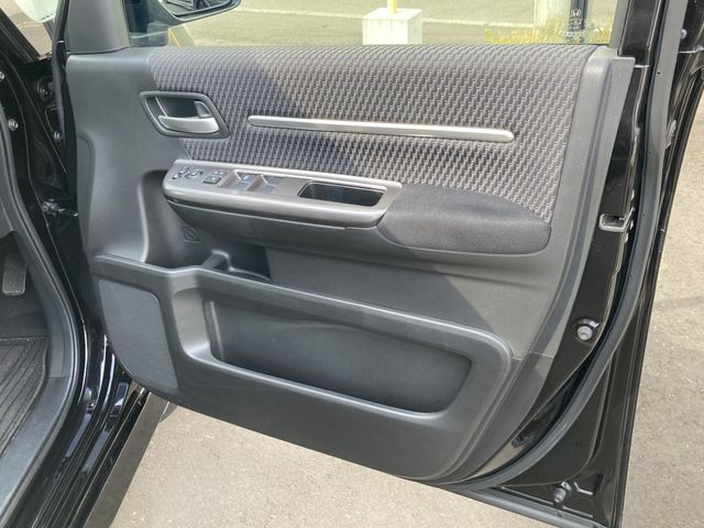 Honda e 2015-09 196461-28