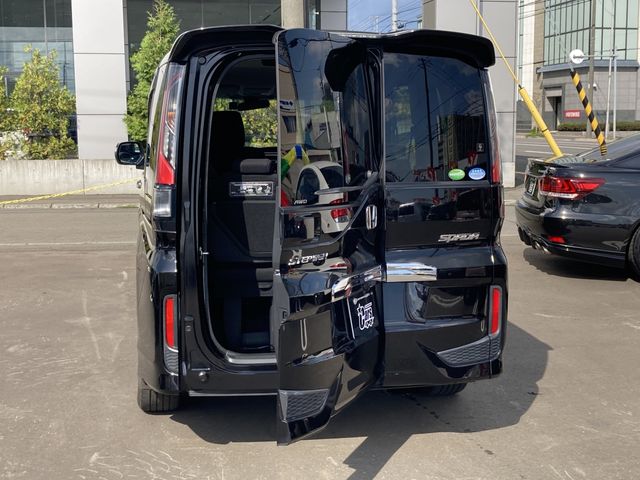 Honda e 2015-09 196461-19