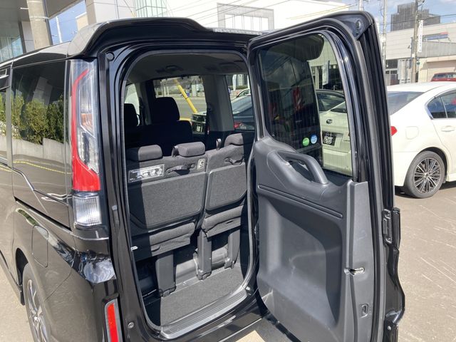 Honda e 2015-09 196461-21