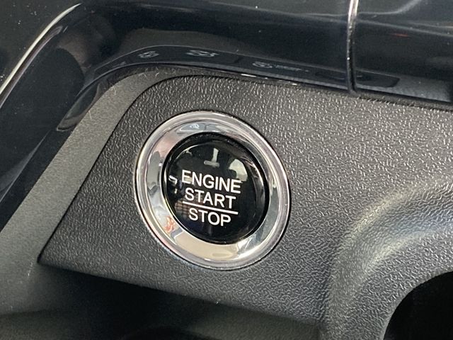 Honda e 2015-09 196461-27