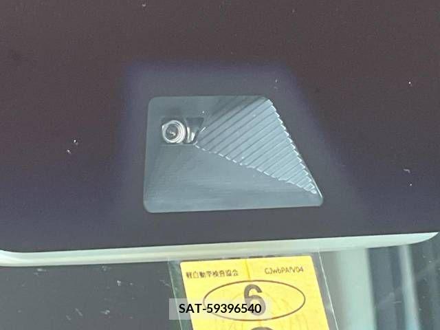 Honda N BOX 2019-08 335131-2