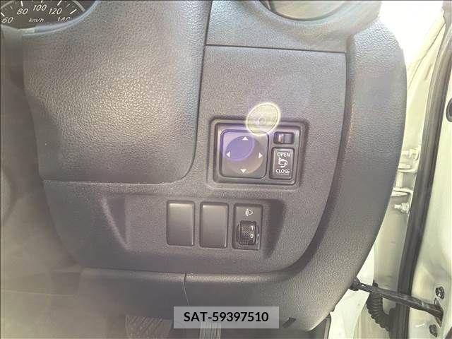 Nissan MARCH 2013-01 277239-15