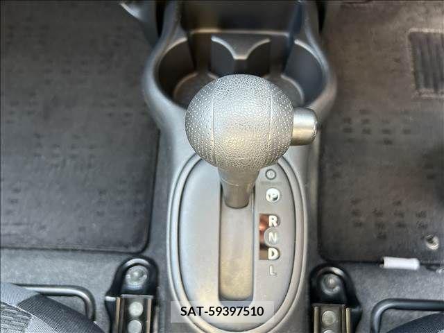 Nissan MARCH 2013-01 277239-16