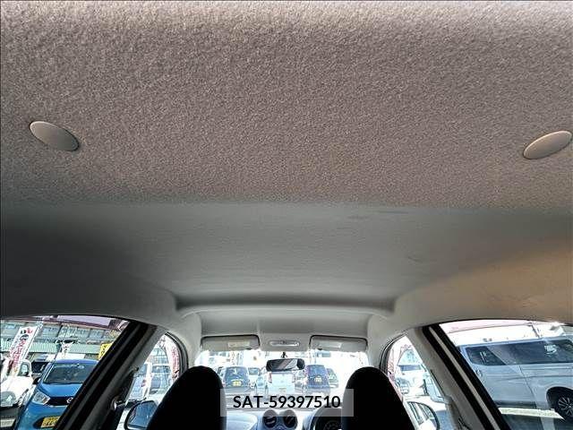 Nissan MARCH 2013-01 277239-7