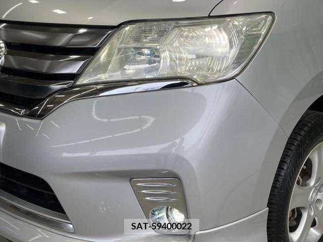 Nissan SERENA 2013-10 325498-13