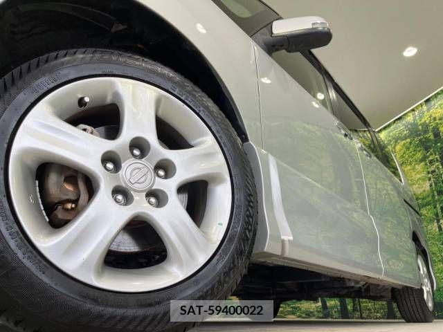 Nissan SERENA 2013-10 325498-14