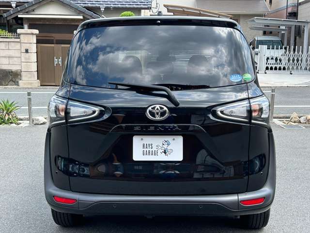 Toyota SIENTA 2019-01 11893-11