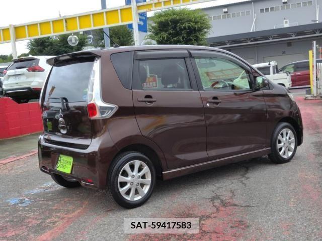 Mitsubishi EK CUSTOM 2014-12 351962-10