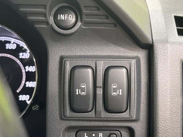 Mitsubishi DELICA D5 2013-02 17304-4