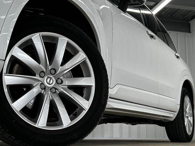 Volvo XC90 2017-06 6050-18